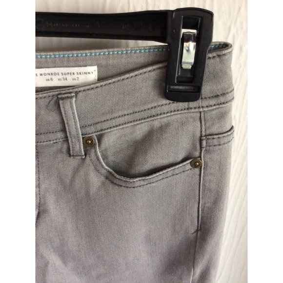 NWT, Joules, The Monroe Super Skinny Gray Jeans, Size 2, 5 Pocket, $84.95 - Picture 3 of 10